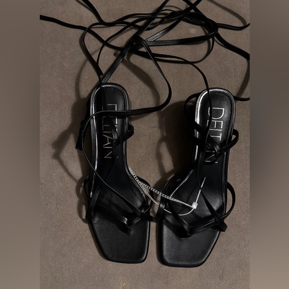 Deltan Size 8M Fawn Ankle Wrap Strappy Block Heel Thong Dress Sandals Black NEW - Picture 4 of 7